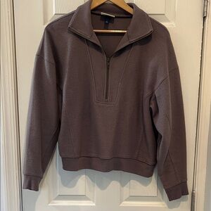 Quarter Zip Pull Over